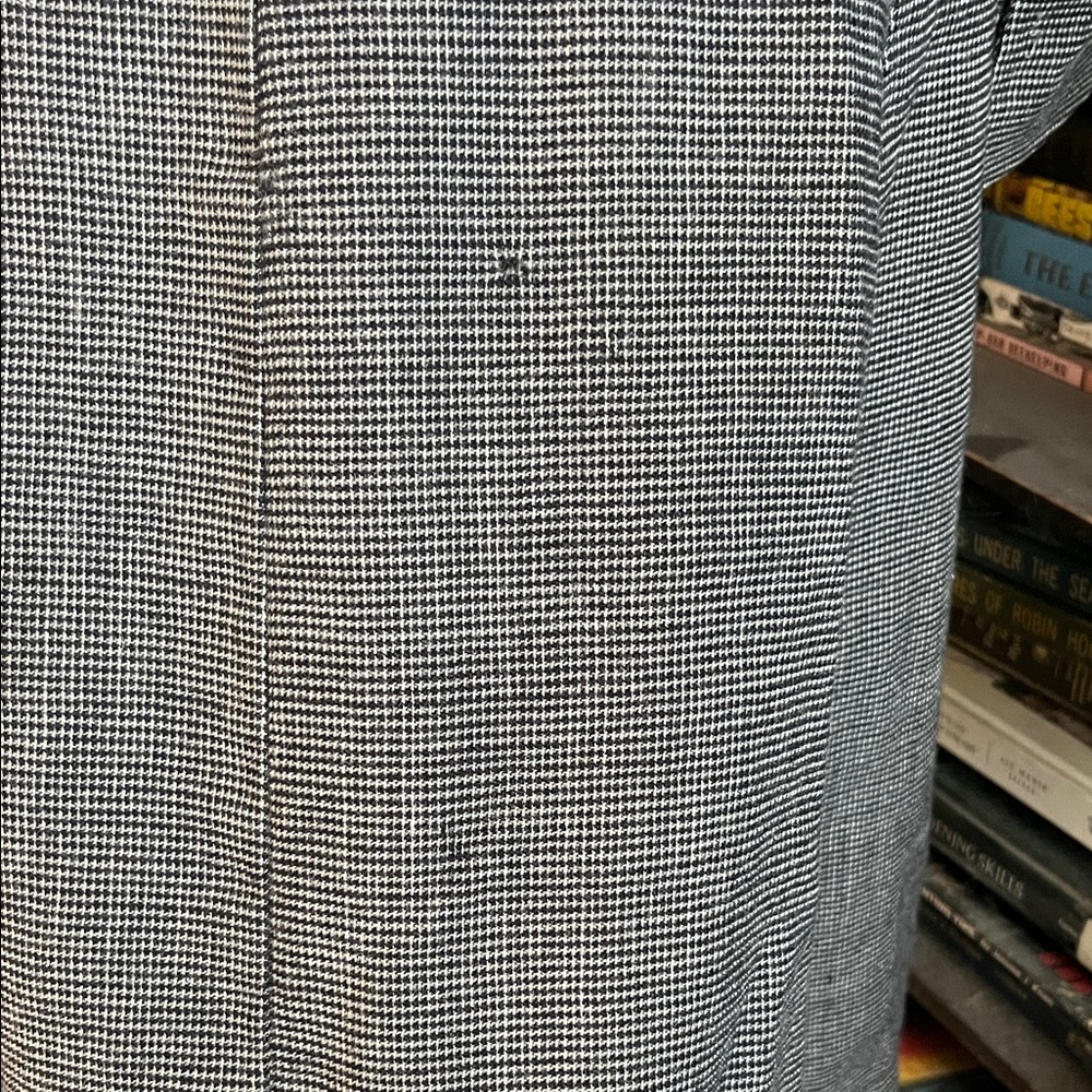 Vintage 1950s Two-Piece Gray Skirt Suit - Picture 5 of 7